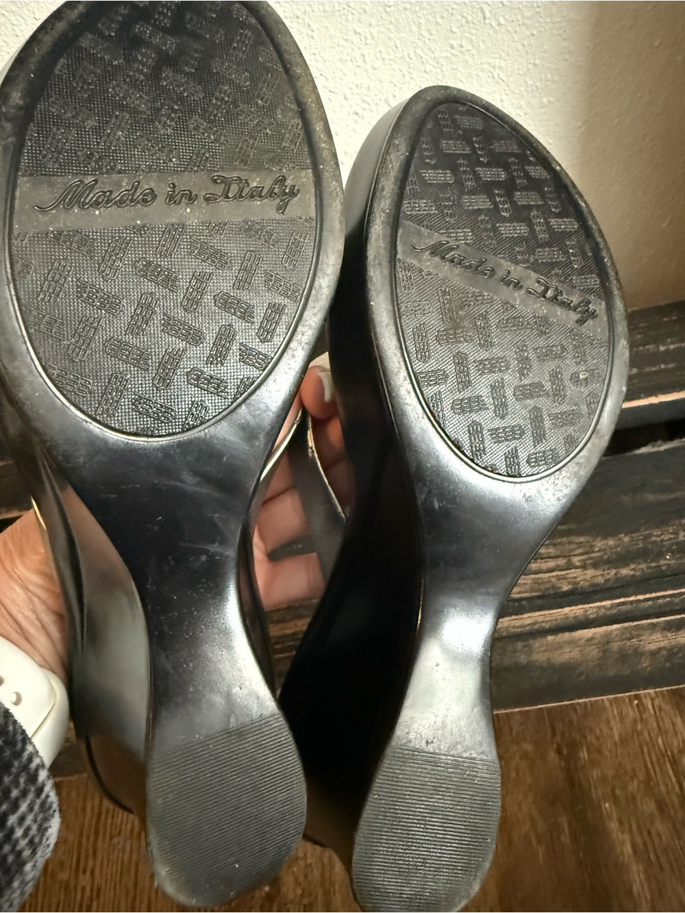 Italian Shoemakers Silver Jeweled Thong Sandals - Picture 3 of 3